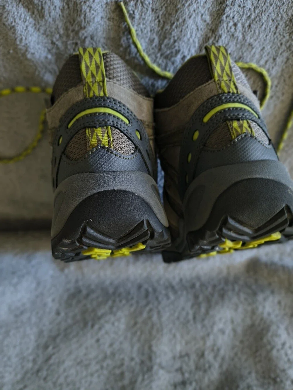 L.L. Bean Kids Trails Model Hiking Boots TEK 2.5 Gray Size 4 Activewear Hiking